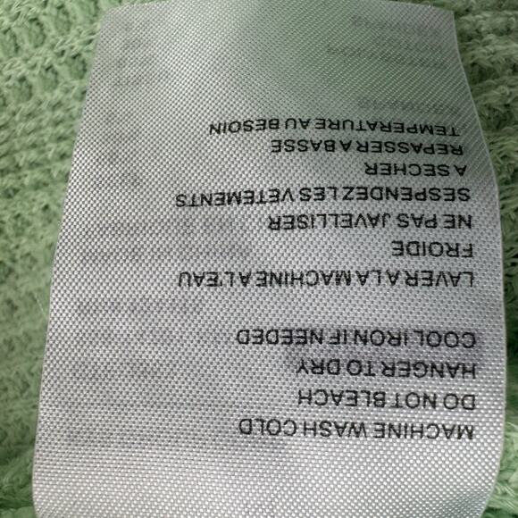 Elodie Women’s Medium Green Waffle Knit Button Crop Top NWT - Picture 7 of 7